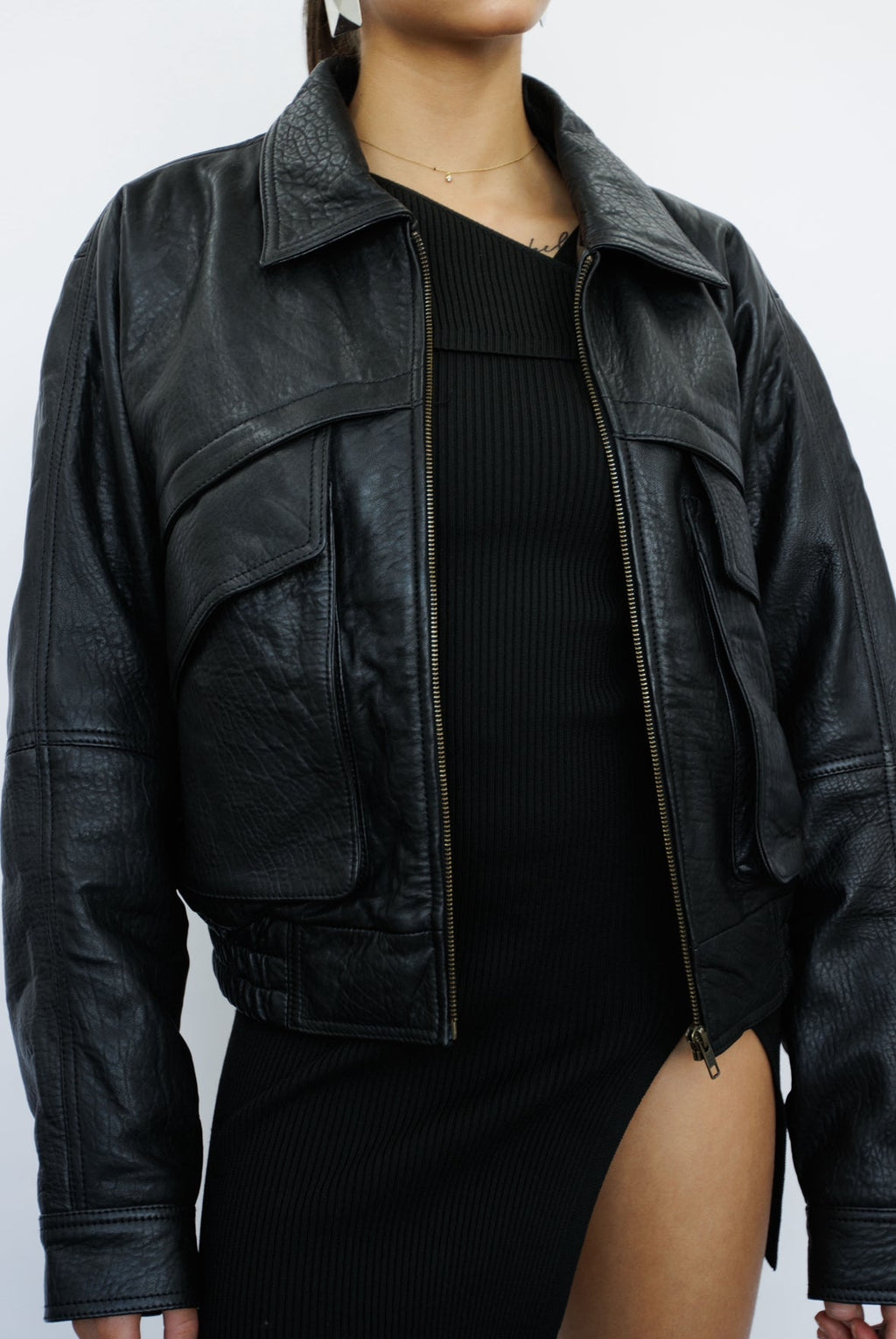 Arvion Classic Black Leather Bomber Jacket