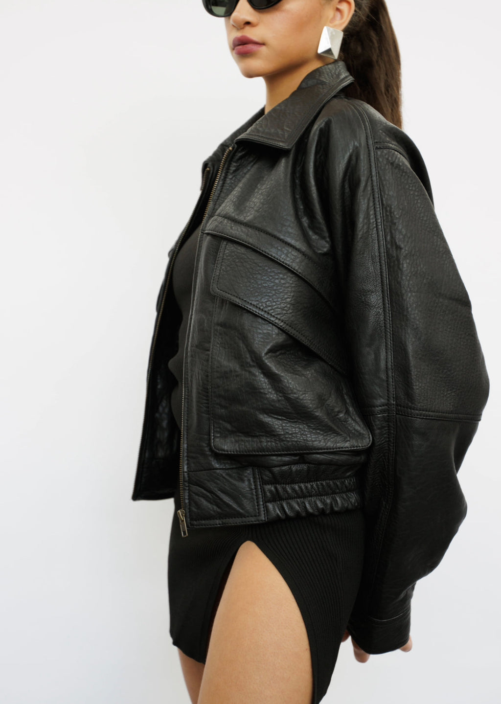 Arvion Classic Black Leather Bomber Jacket