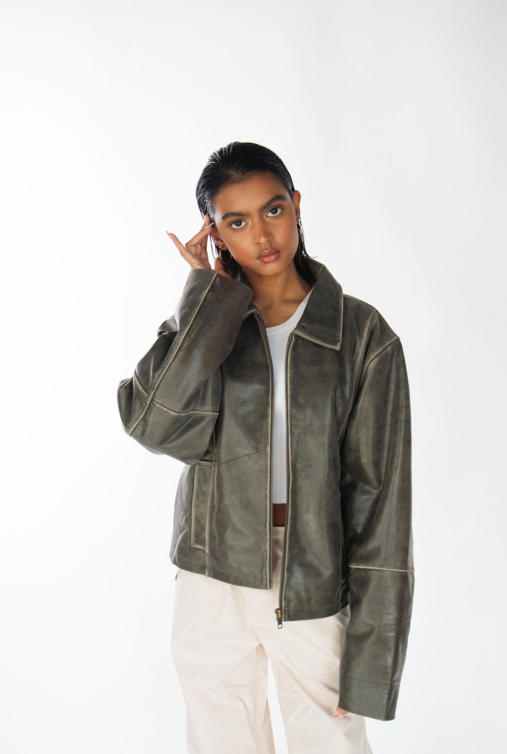 Mavellon Distressed Boxy Leather Jacket